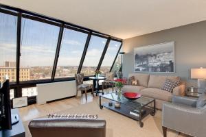 1245 13th St NW Washington DC-large-004-Great Room-1500x1000-72dpi